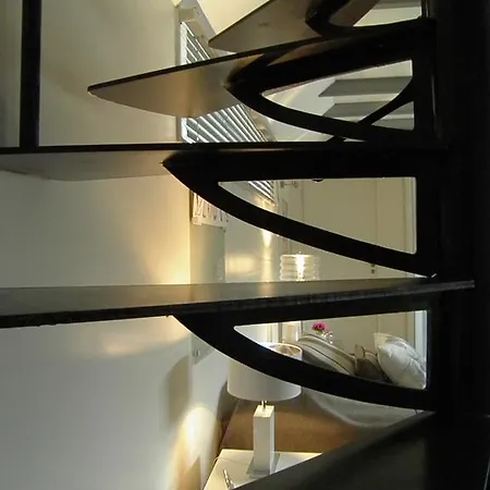 Dolce Riva Giverny - Paris Luxury Boat